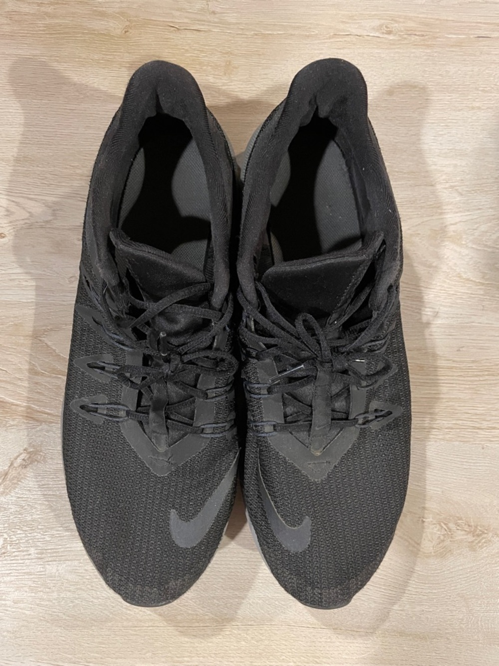 Nike Black Mesh Athletic Running Shoes
